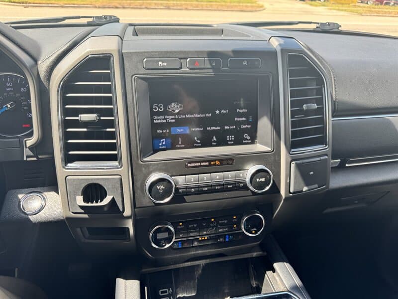 Ford Expedition XLT, gallery photo 14