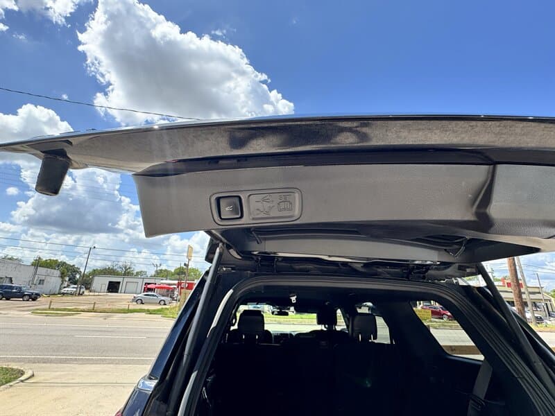 Ford Expedition XLT, gallery photo 8
