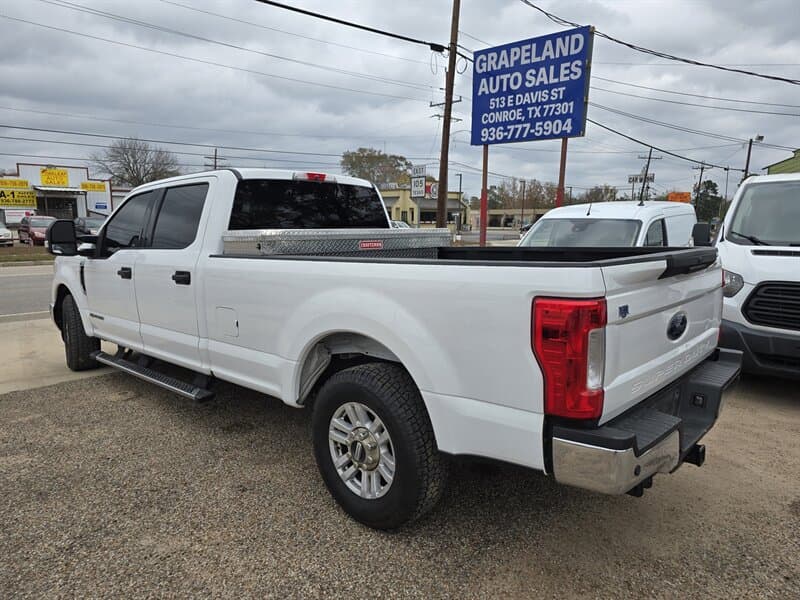 Ford F-250 Super Duty XLT, gallery photo 2
