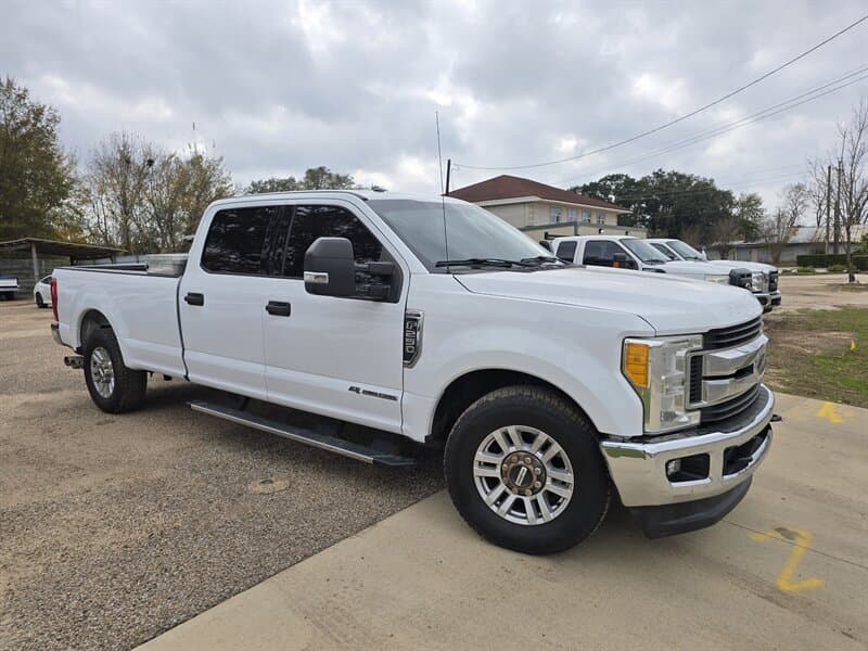 Ford F-250 Super Duty XLT, gallery photo 4