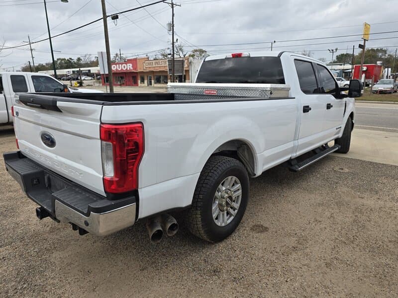 Ford F-250 Super Duty XLT, gallery photo 5