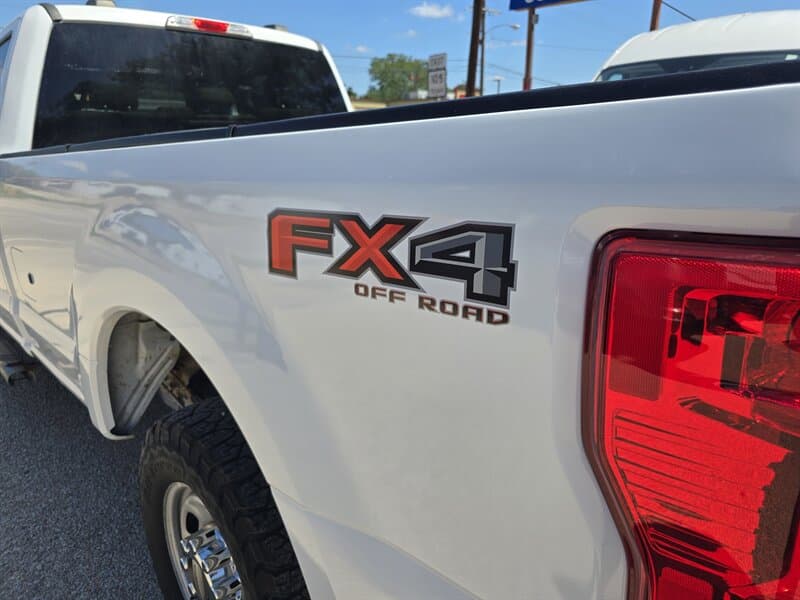 Ford F-250 Super Duty XL Grill Guard, gallery photo 14