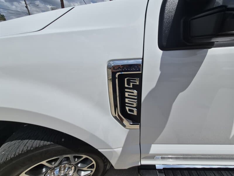 Ford F-250 Lariat, gallery photo 7