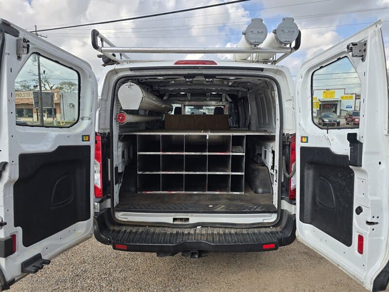 Ford Transit 350, gallery photo 6