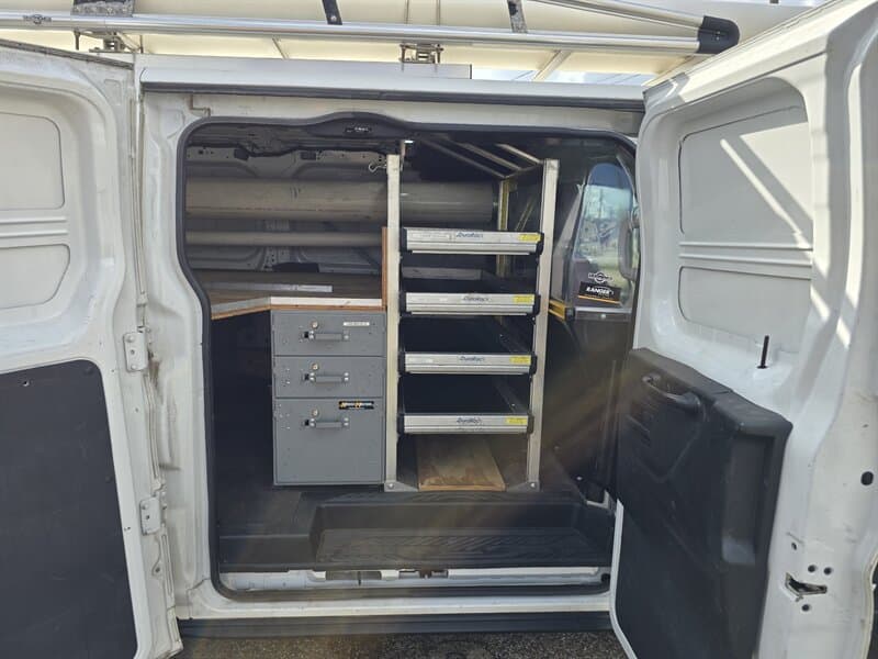 Ford Transit 350, gallery photo 7