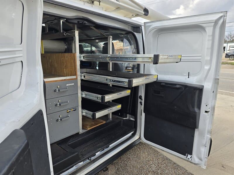 Ford Transit 350, gallery photo 8