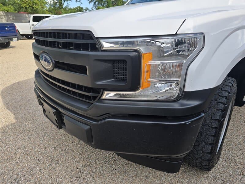 Ford F-150 XL V8, gallery photo 12