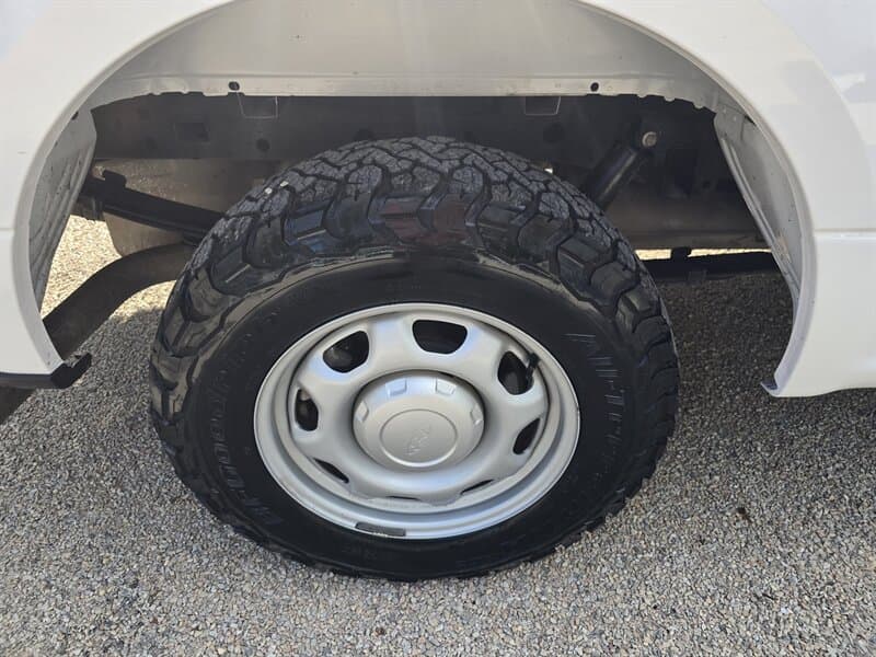 Ford F-150 XL V8, gallery photo 8