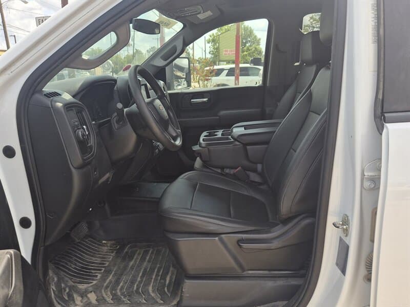 Chevrolet Silverado 3500 Service Body, gallery photo 14