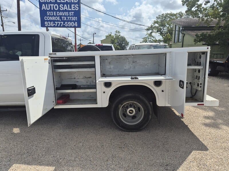 Chevrolet Silverado 3500 Service Body, gallery photo 6