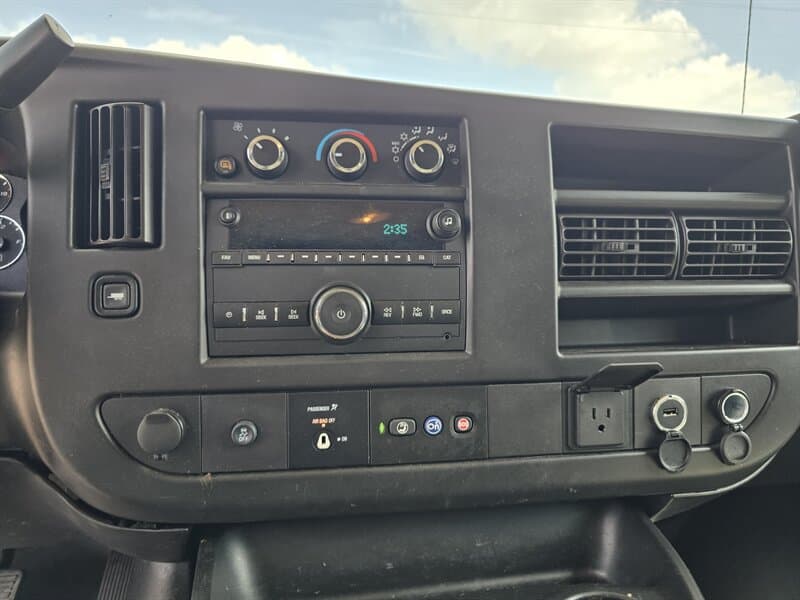 Chevrolet Express 2500 LWB 4.3L V6, gallery photo 27