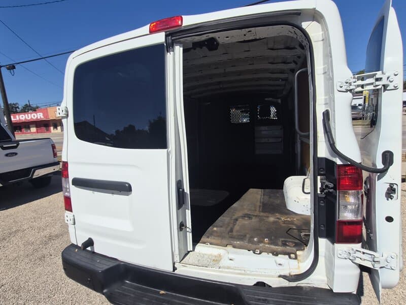 Nissan NV 1500 SV Low Roof, gallery photo 10