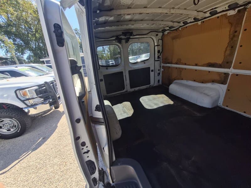 Nissan NV 1500 SV Low Roof, gallery photo 13