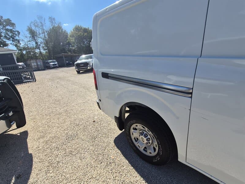Nissan NV 1500 SV Low Roof, gallery photo 5