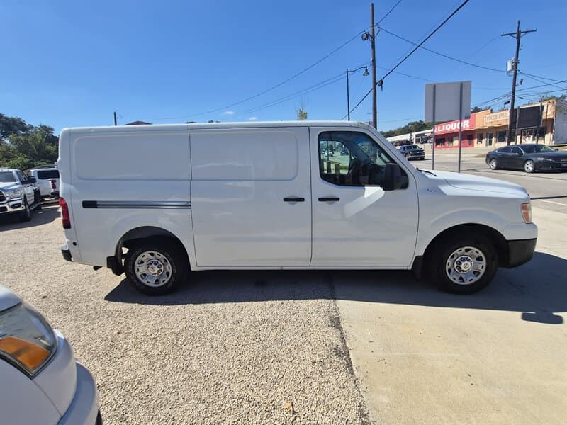 Nissan NV 1500 SV Low Roof, gallery photo 6